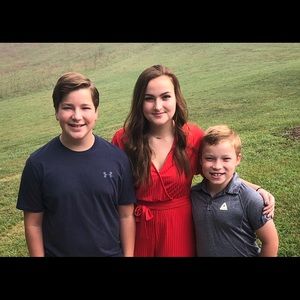 Meet your Posher, Laura